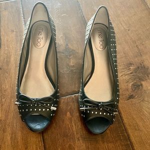 Me Too shoes low heel black with studs